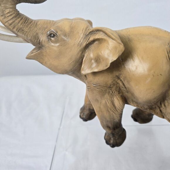 Bull Elephant Figurine Signed by Guido Cacciapuoti 10" x 8" x 4" Italy - Picture 10 of 12